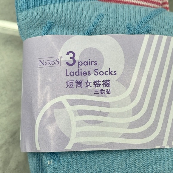 Women's Naxos Set of 3 Pairs of Ankle Socks - Picture 2 of 7